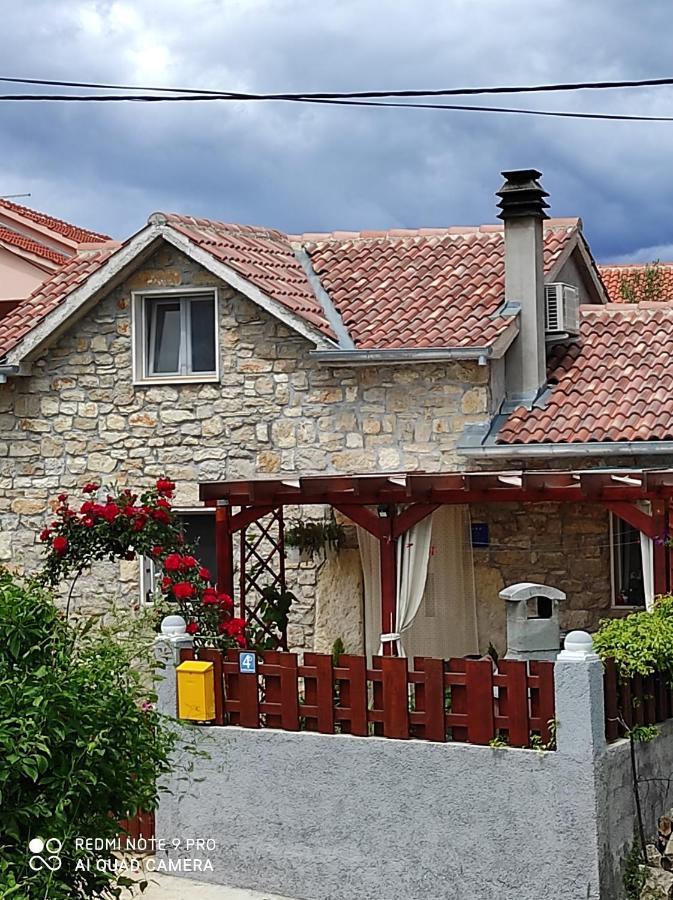 Kuca Za Odmor Delfina Βίλα Slivnica Εξωτερικό φωτογραφία