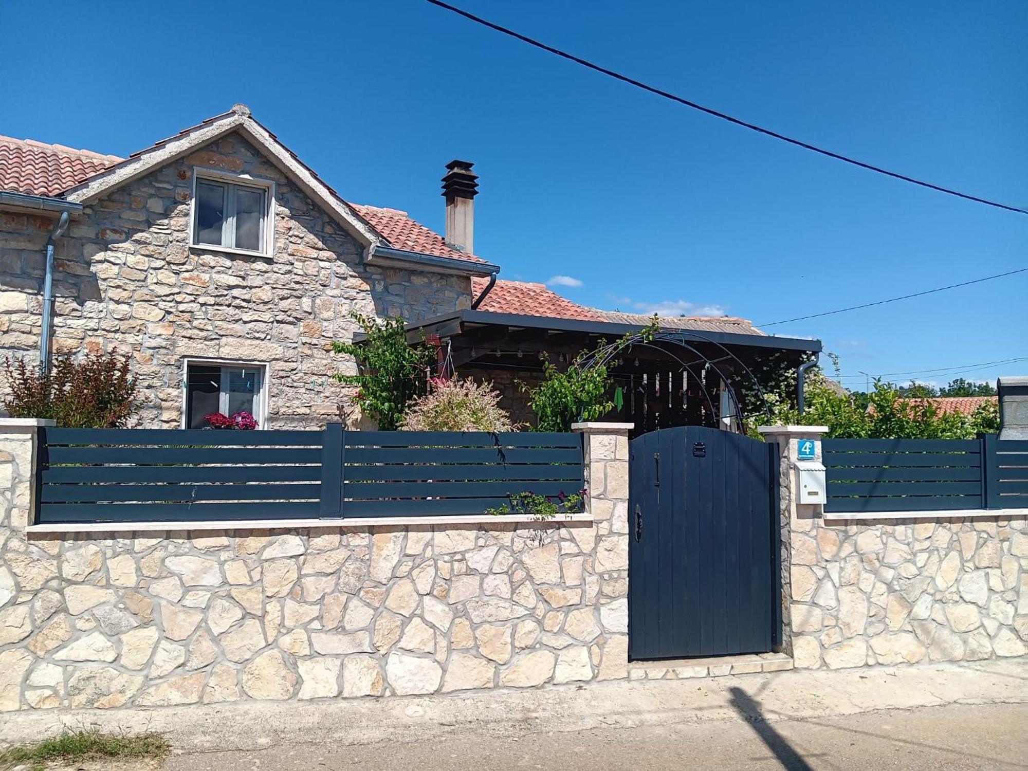 Kuca Za Odmor Delfina Βίλα Slivnica Εξωτερικό φωτογραφία